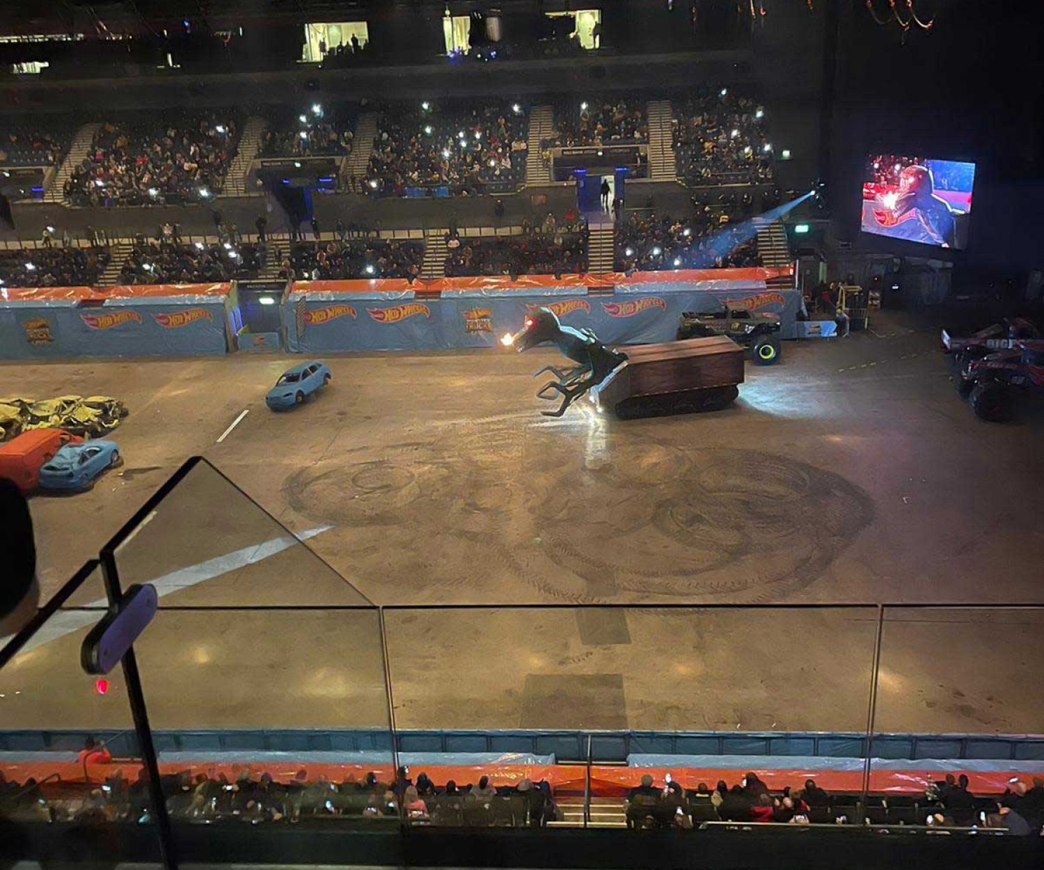 Monster Trucks hot wheels